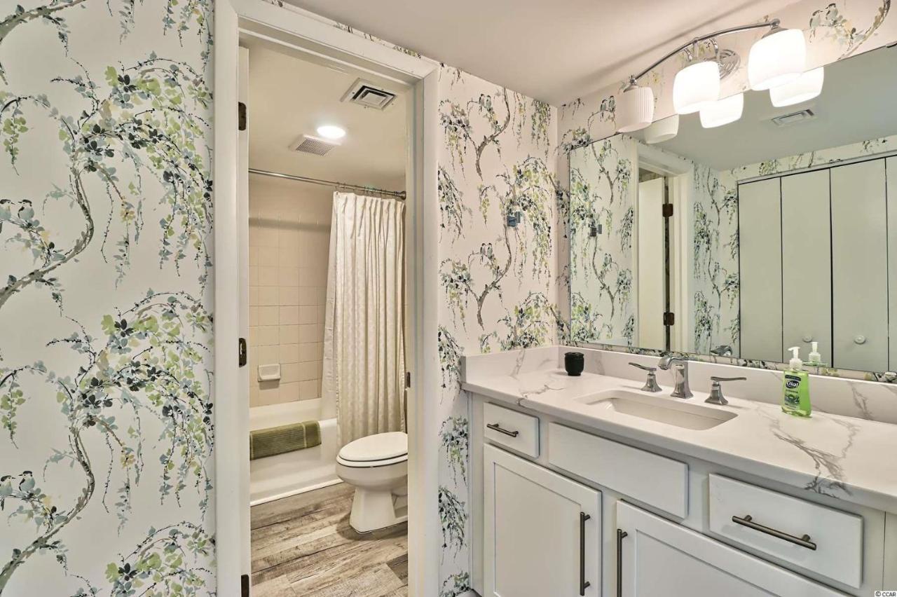 Cabana One Unit 302 - 3Rd Floor Oceanfront Condo - Sleeps 6! 2 Bed, 2 Bath Myrtle Beach Exteriör bild